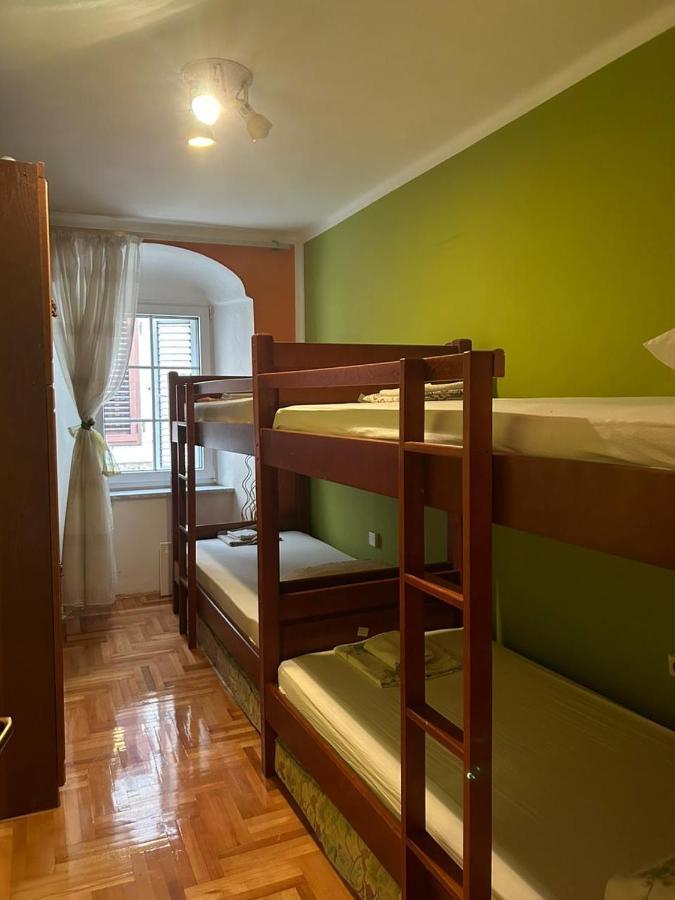 Apartments Bella Котор Экстерьер фото