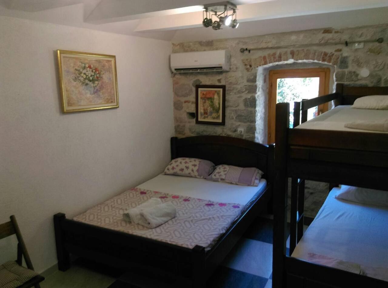 Apartments Bella Котор Экстерьер фото